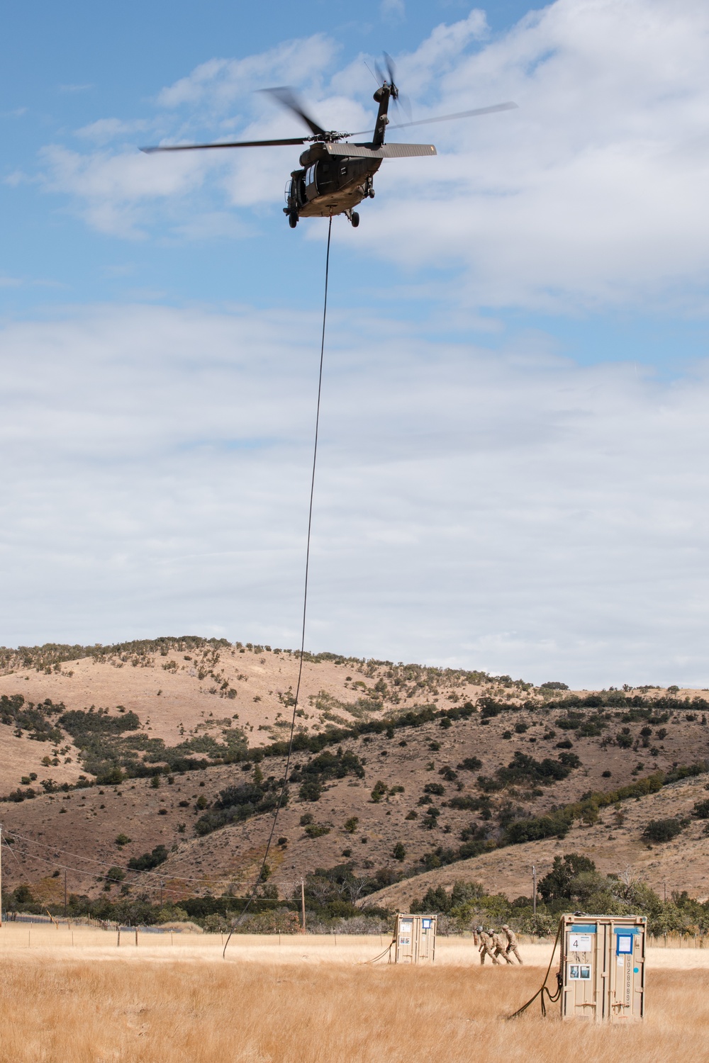 Soldiers with 2nd General Support Aviation Battalion, 211th Aviation Regiment, Utah National Guard, conduct sling-load operations