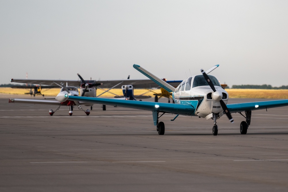 Frontiers in Flight: Airshow participants arrive