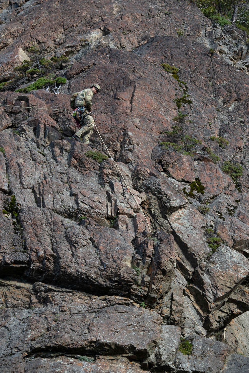 3rd ASOS TACPs conduct mountaineering training in Alaska