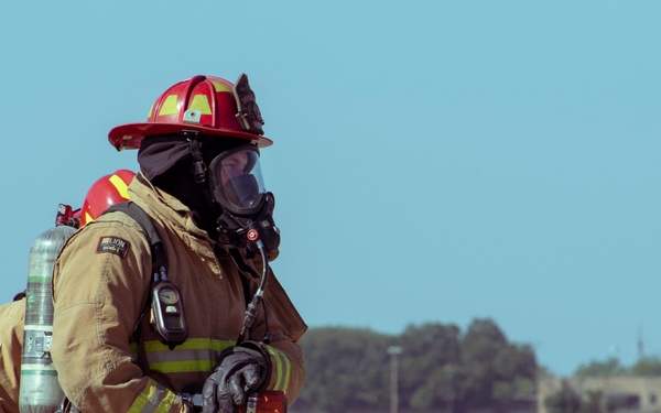 F-16 Familiarization and Egress Training