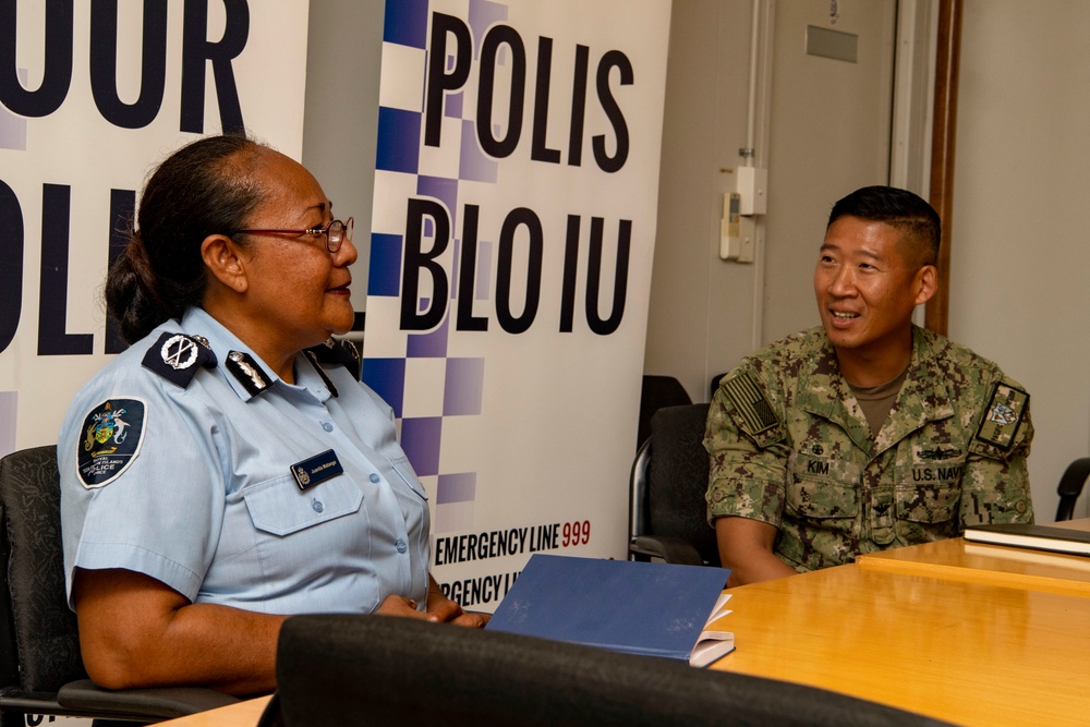 Pacific Partnership 2022 members visit Solomon Island Police Station