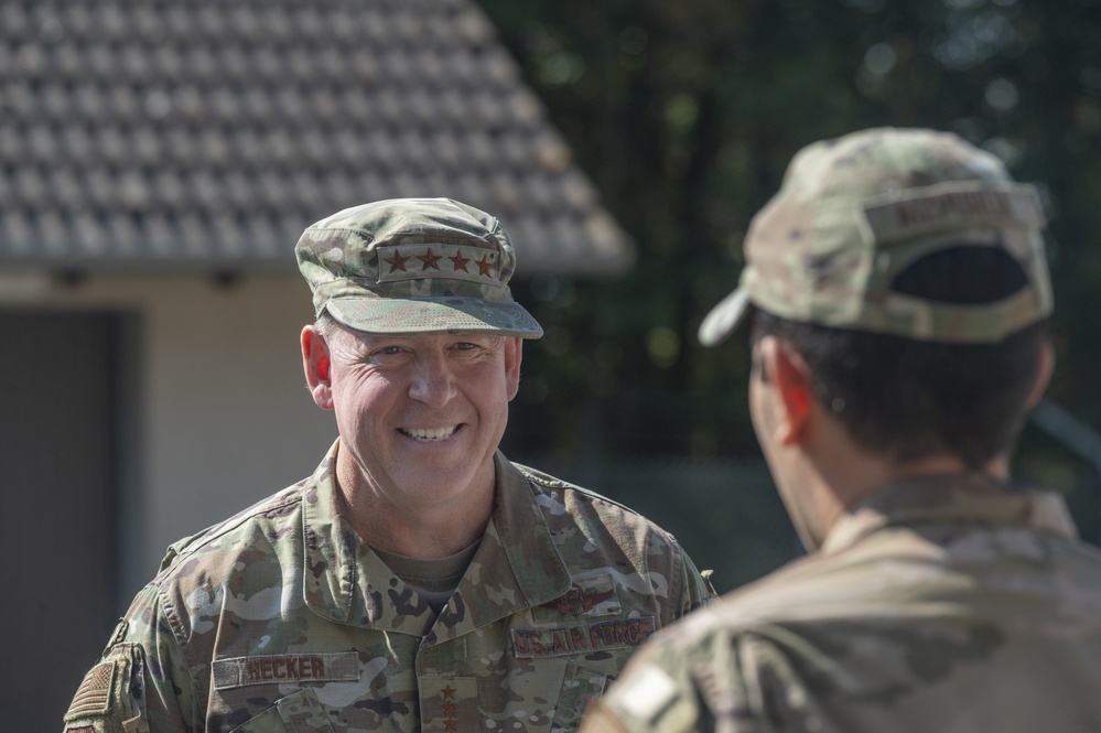 USAFE-USAFRICA commander visits 86 AW