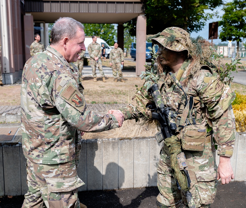 USAFE-USAFRICA commander visits 435th AGOW