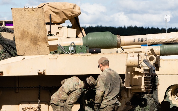 1/68 AR conducts after operations maintenance