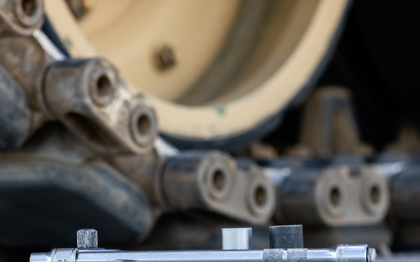 1/68 AR conducts after operations maintenance