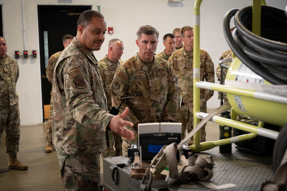 Devil Raiders host Expeditionary Center command team visit.