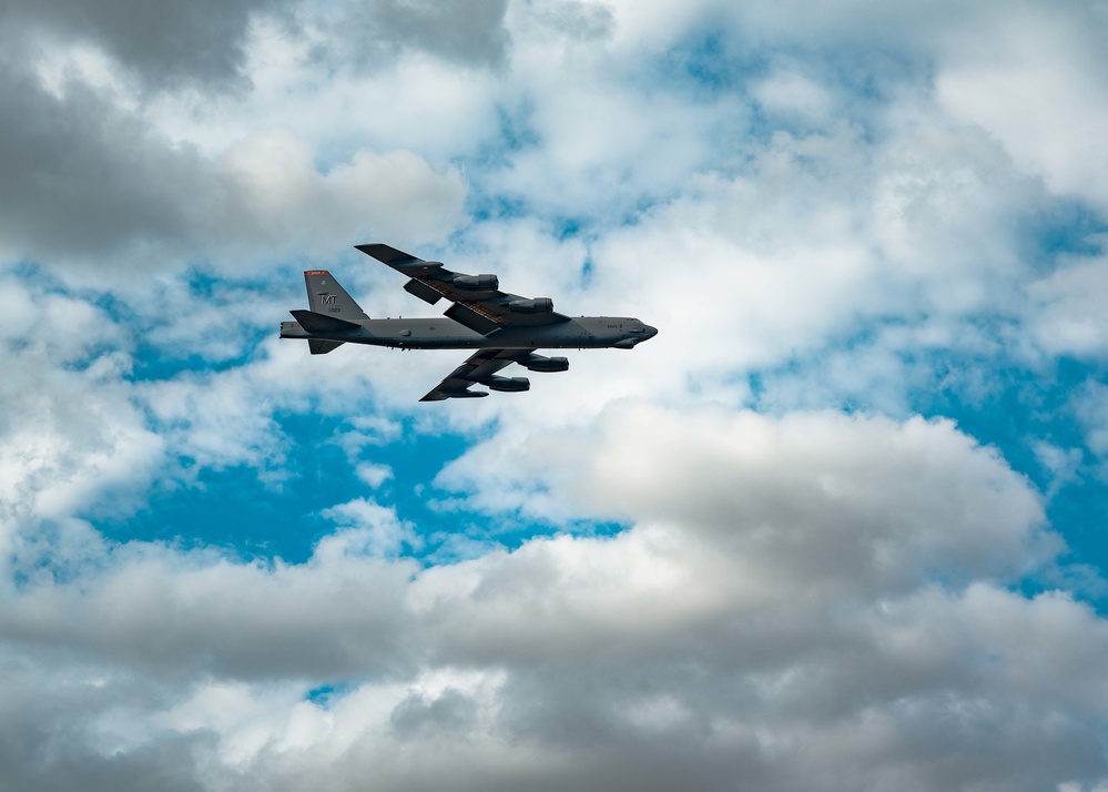 23rd Aircraft Maintenance Unit Receive a 23rd Expeditionary Bomb Squadron B-52H Stratofortress After Landing