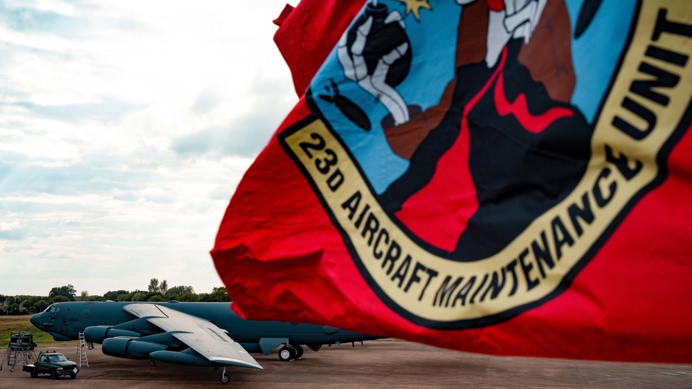 23rd Aircraft Maintenance Unit Receive a 23rd Expeditionary Bomb Squadron B-52H Stratofortress After Landing