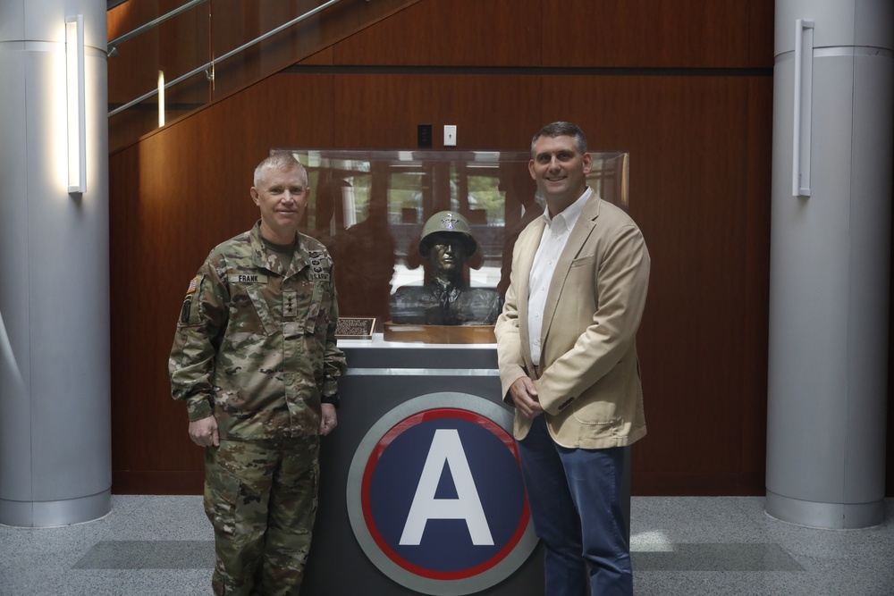 Mayor of Sumter visits U.S. Army Central