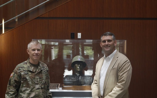 Mayor of Sumter visits U.S. Army Central