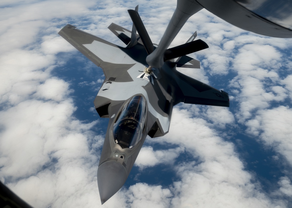 Fairchild Fuels Air Force F-35s during Navy Gray Flag