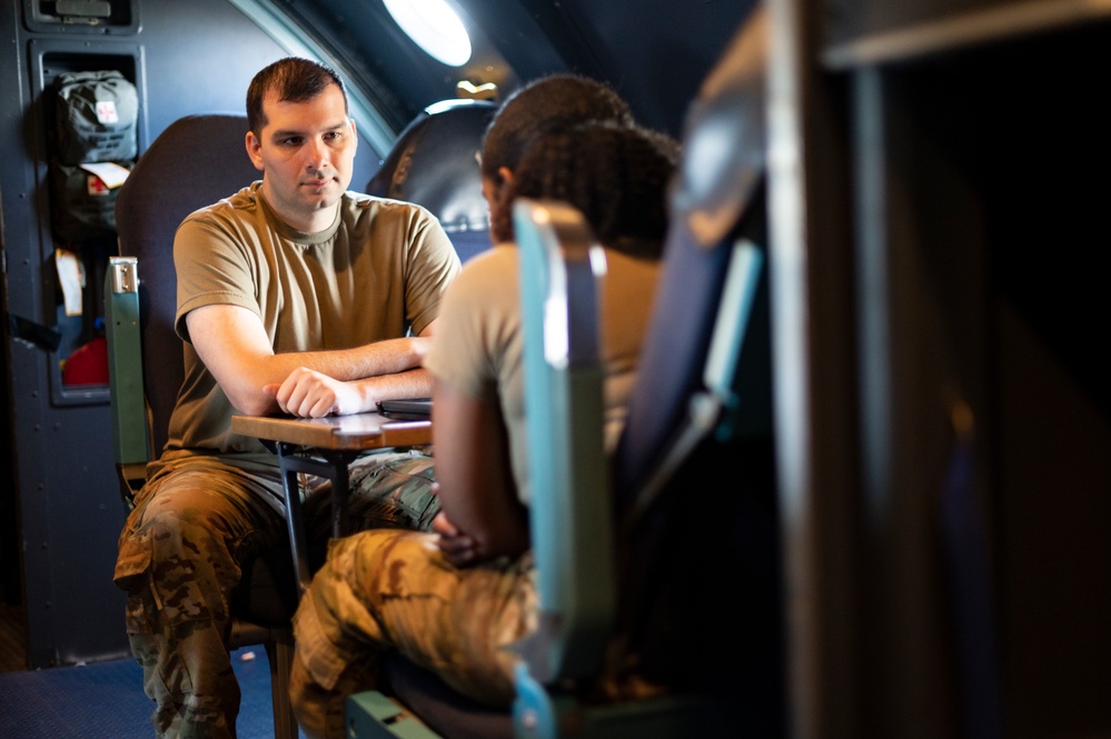 Airmen train, deliver humanitarian aid to Honduras