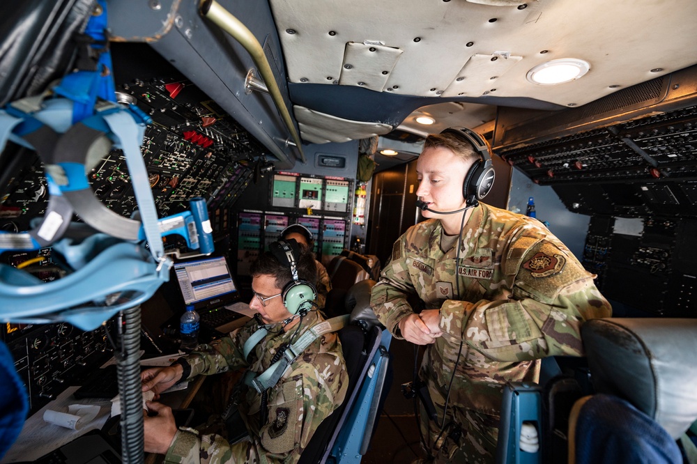 Airmen train, deliver humanitarian aid to Honduras