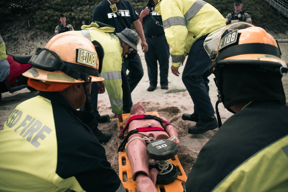 U.S. Marines, Navy, Coast Guard, and Honolulu Fire Department conduct SAREX, MCBH 2022