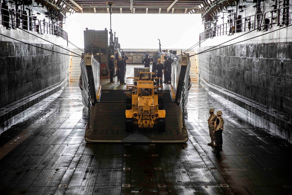 USS Arlington landing craft utility amphibious operations