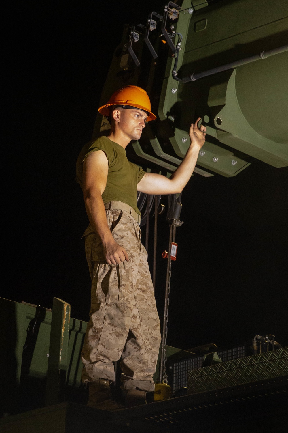 2nd Transportation Battalion and 1st Landing Support Battalion conduct railhead operations