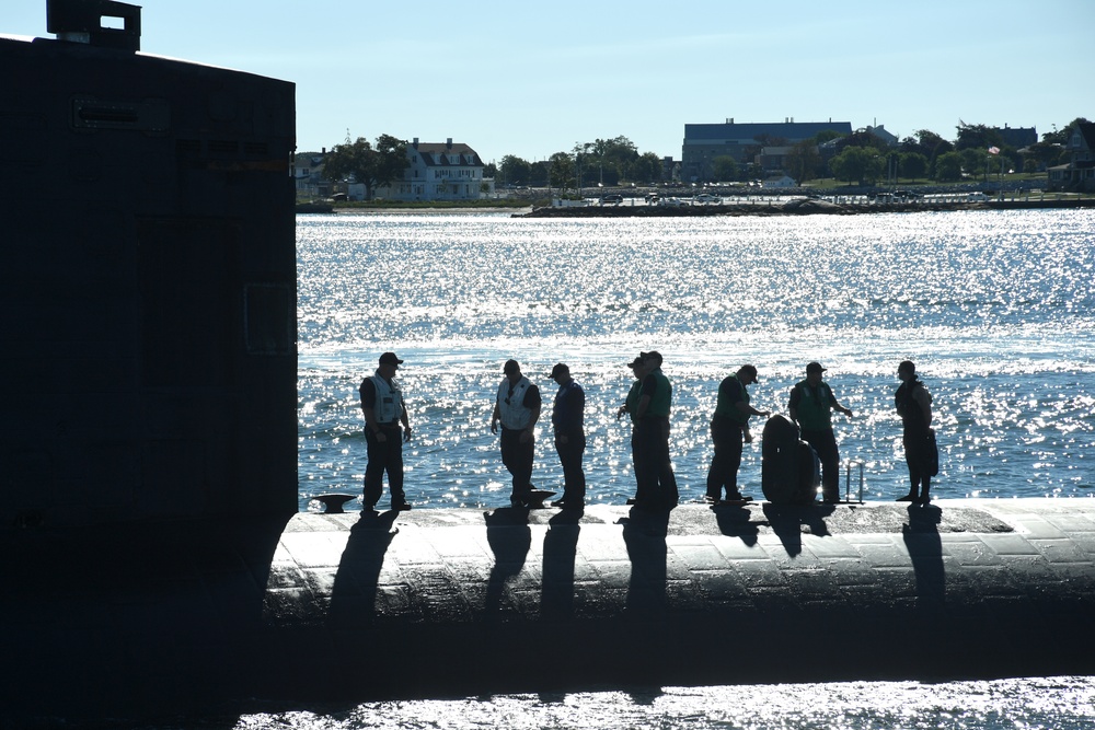 USS San Juan (SSN 751) returns from routine operations to Naval Submarine Base New London