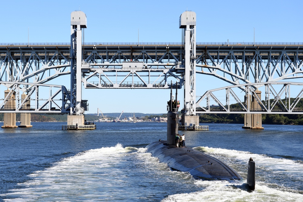 USS San Juan (SSN 751) returns from routine operations to Naval Submarine Base New London