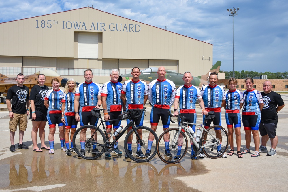 Basic military training commander completes first Iowa ride with Air Force Cycling Team