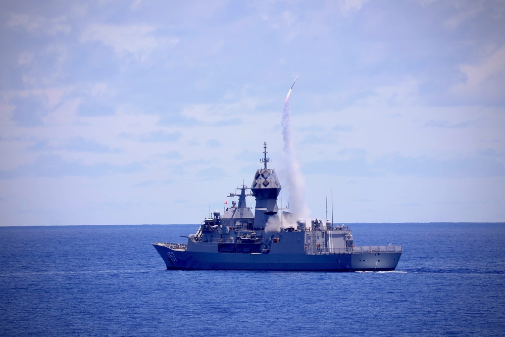 USS Barry (DDG 52) Conducts Missile Exercise