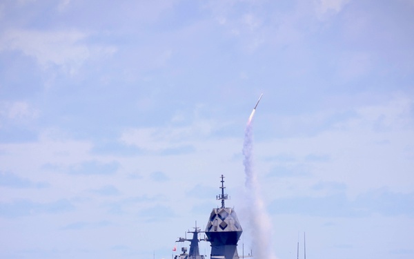 USS Barry (DDG 52) Conducts Missile Exercise