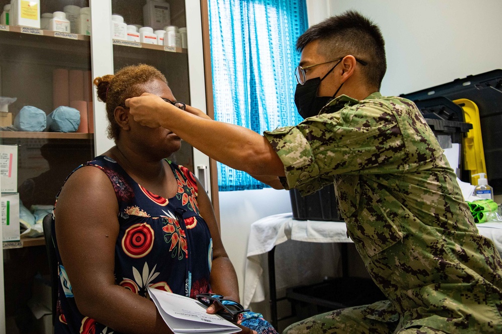 Pacific Partnership 2022 Personnel Assist at Good Samaritan Hospital