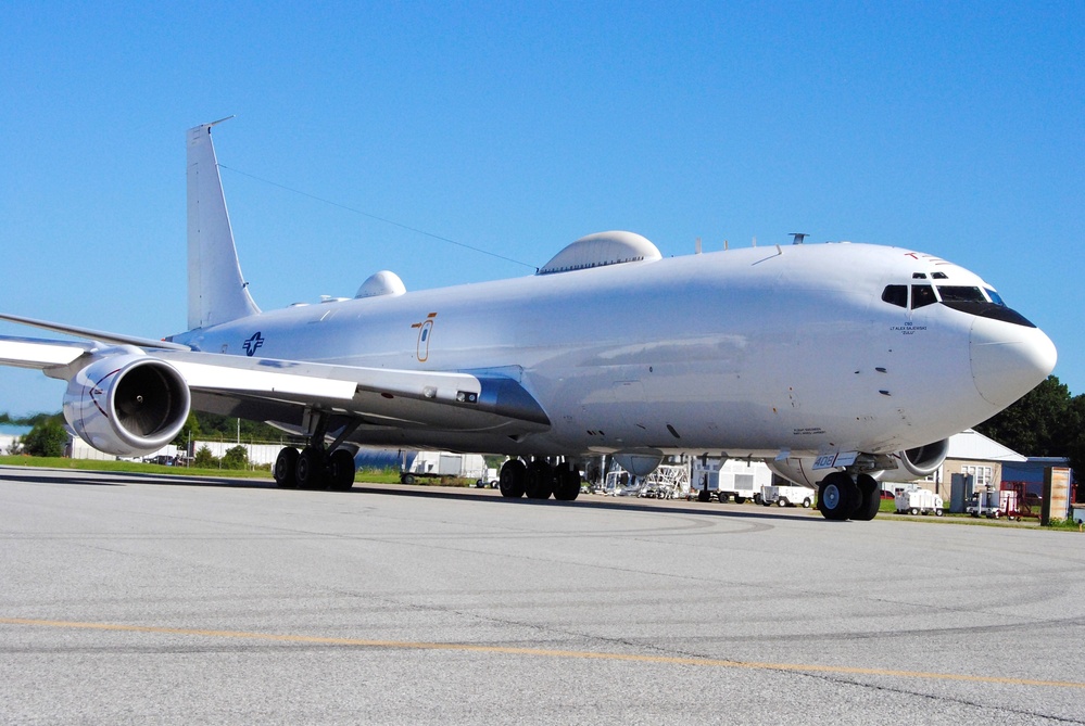 VX-20 tests new systems on E-6B Mercury