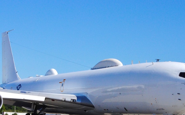 VX-20 tests new systems on E-6B Mercury