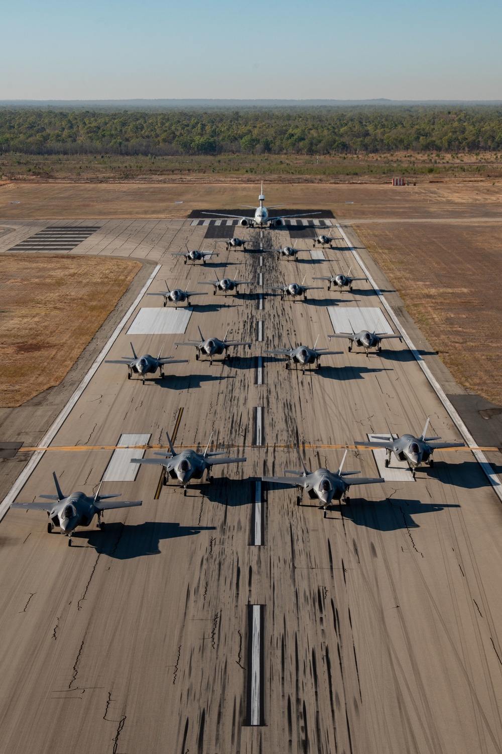 U.S. Marines and RAAF kick off Pitch Black 22