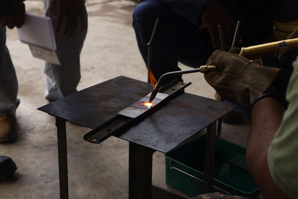 Hari’i Hamutuk: Welding Class