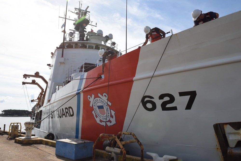 Coast Guard Cutter Vigorous returns home following 53-day patrol to Eastern Pacific Ocean