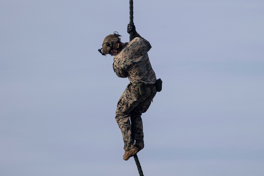 Blackhearts Fast Rope