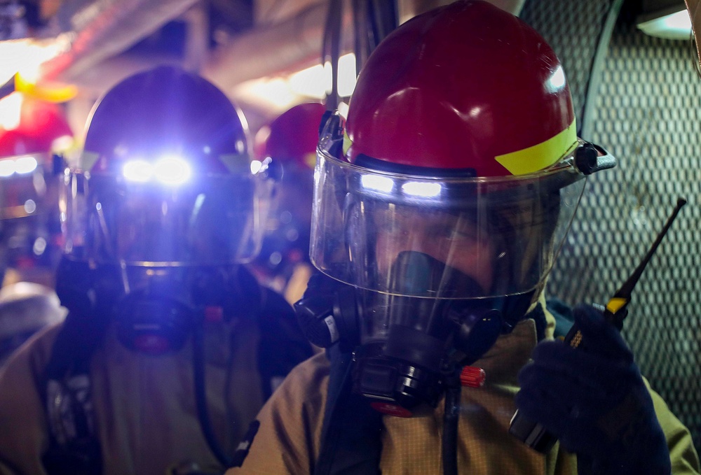 USS Barry (DDG 52) Conducts Fire Drill