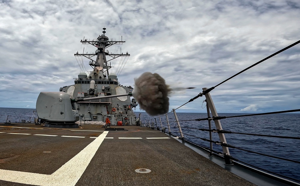 USS Barry (DDG 52) Conducts Naval Surface Fire Support Exercise