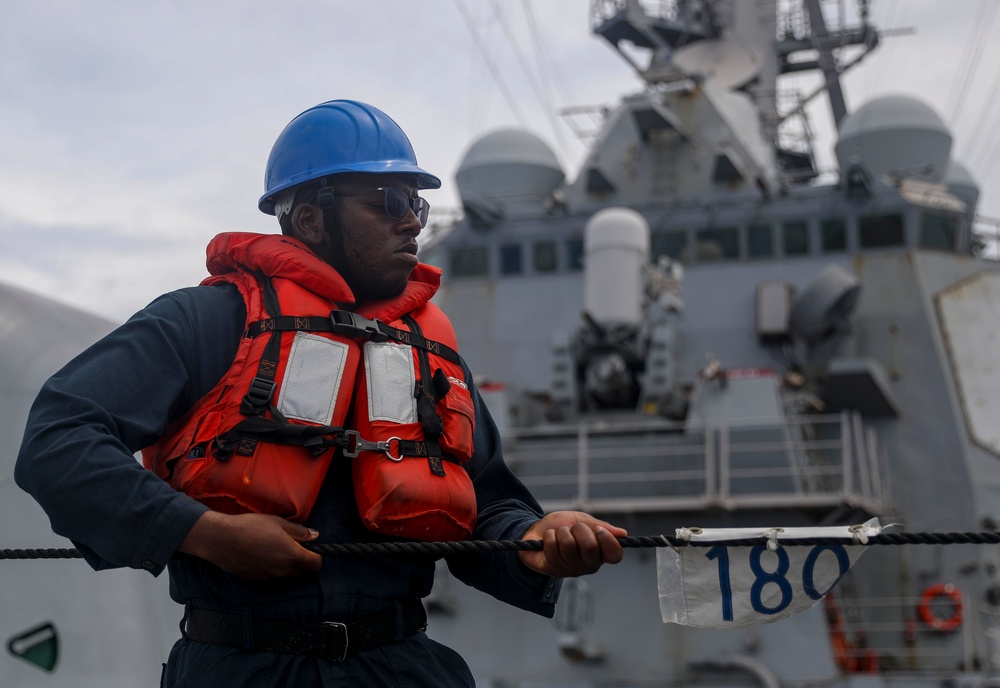 USS Barry (DDG 52) Conducts Underway Replenishment with USNS Yukon (T-AO 202)