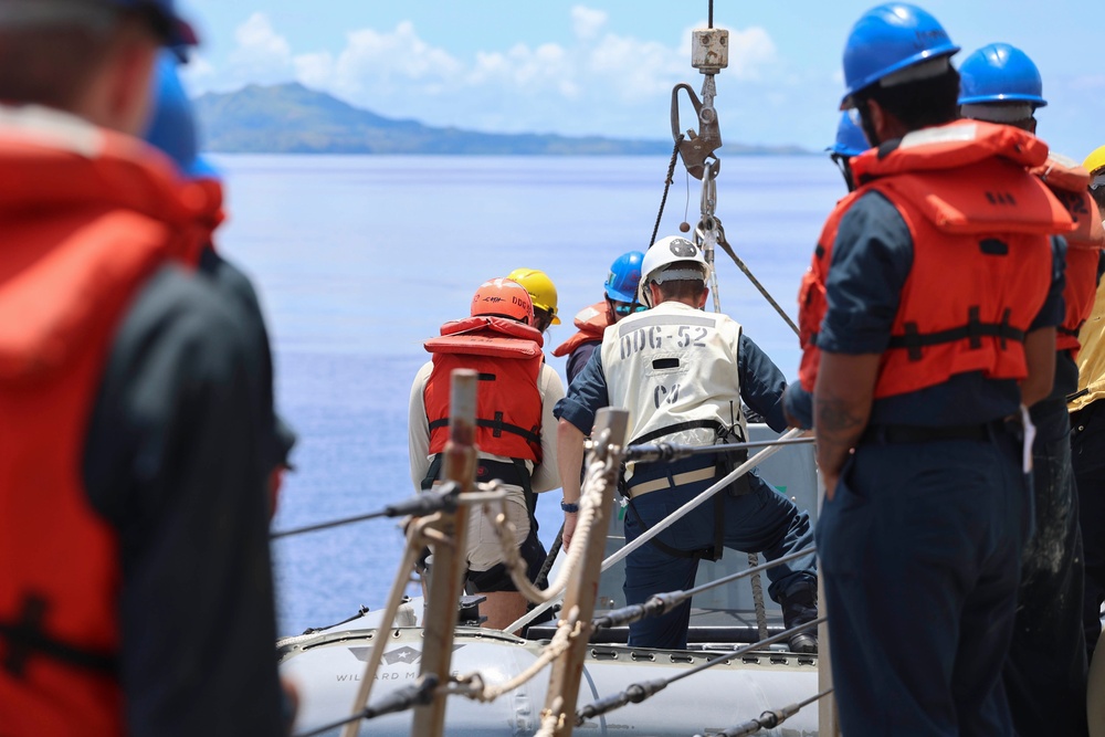 USS Barry (DDG 52) Conducts Small Boat Operations