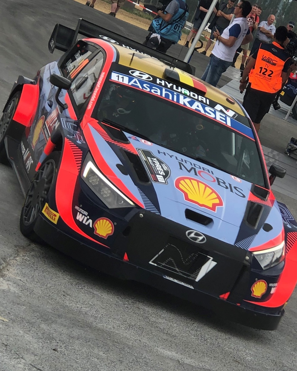 For LRC Benelux warehouse manager – job with U.S. Army, motorsports make his heart race