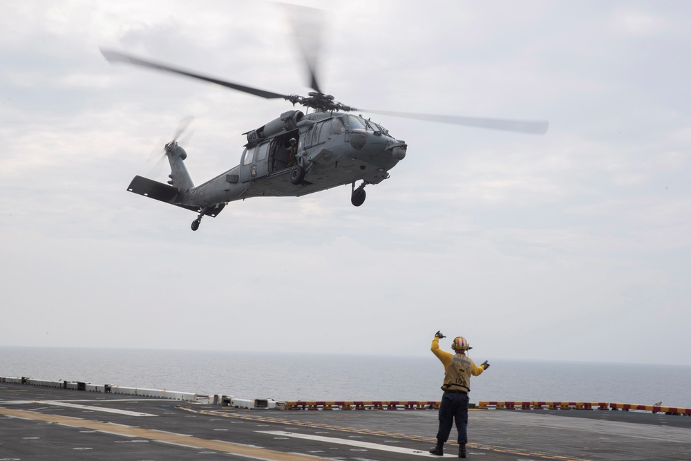 VMM-262 (Reinforced), HSC-23 Conduct Flight Ops from USS Tripoli (LHA 7)