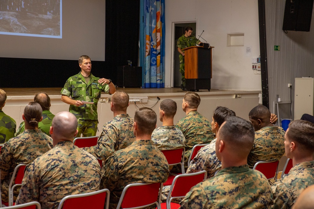 U.S. and Swedish Marine Senior Leadership Welcome Aboard