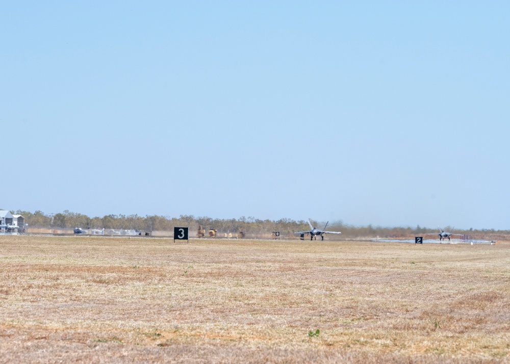 US, Germany, Australia air forces’ generals share airspace together