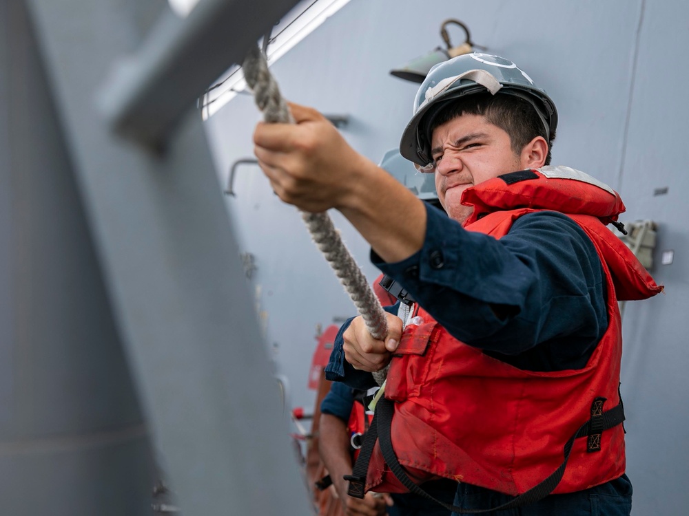 USS Delbert D. Black Conducts Small Boat Operations