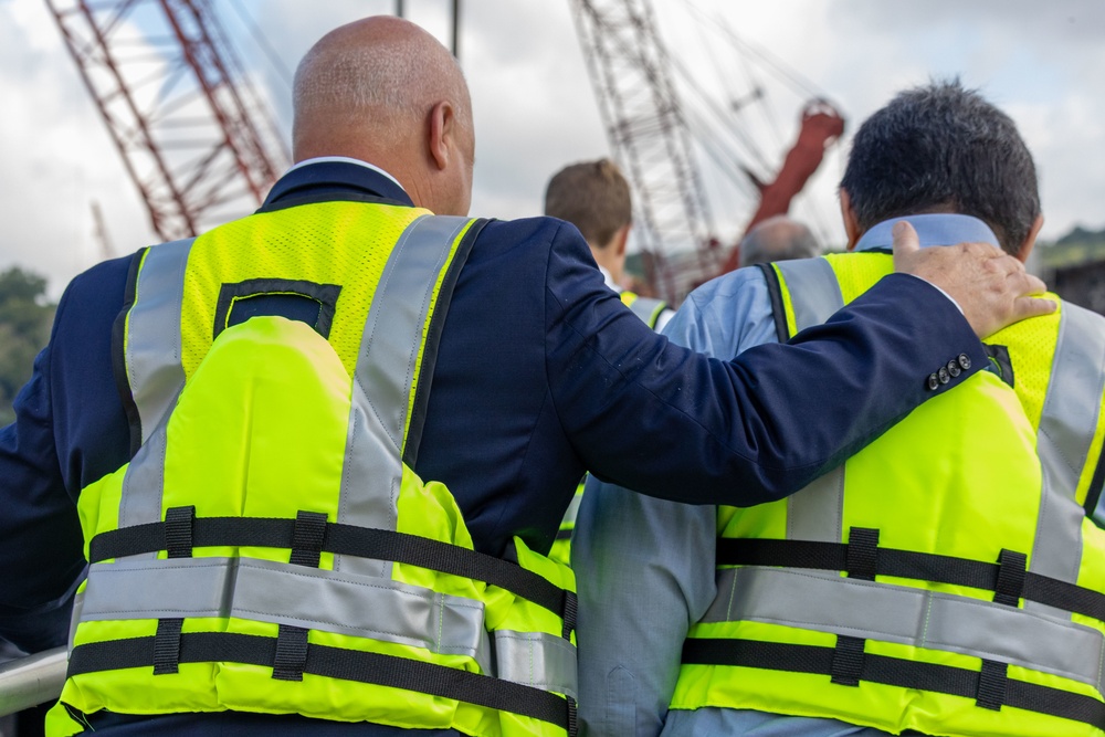 Government Officials Visit Montgomery Locks and Dam