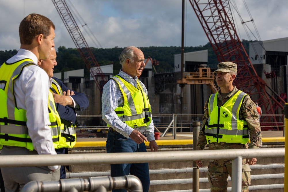 Government Officials Visit Montgomery Locks and Dam