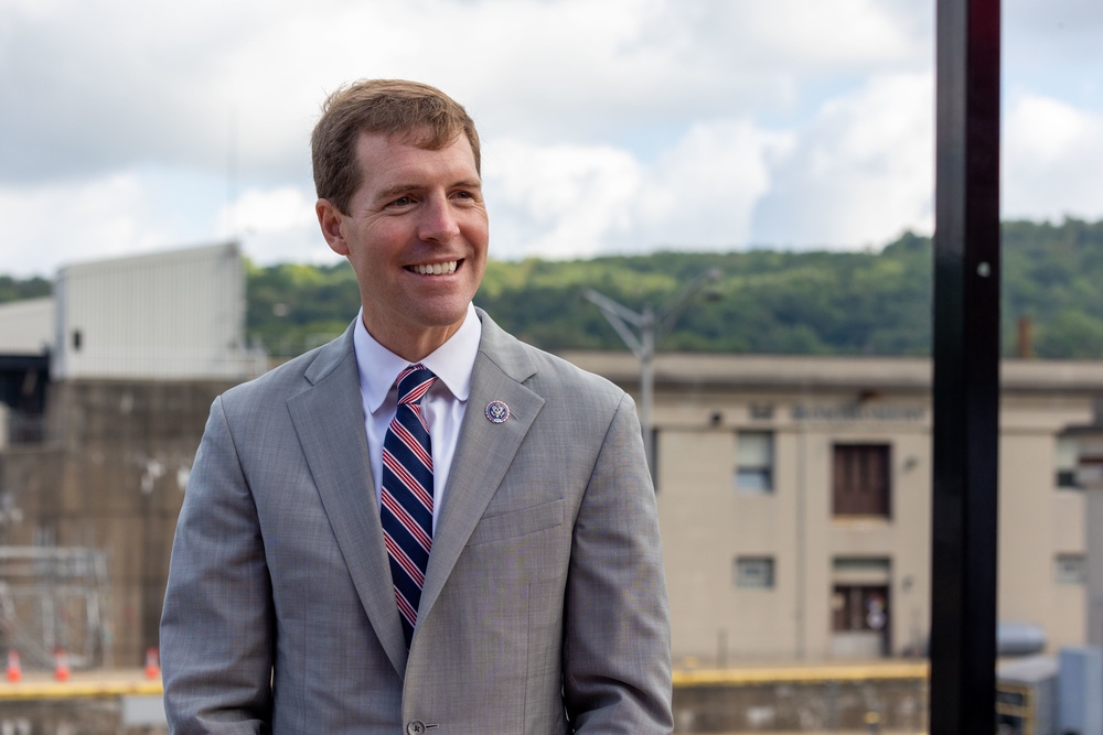 Government Officials Visit Montgomery Locks and Dam