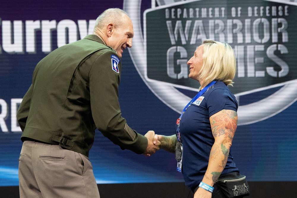 Warrior Games 22: Visit from Vice Chief of Staff of the Army