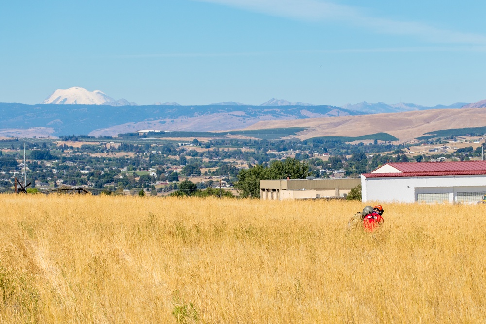 USAAAD Trains With Local Civilian Search and Rescue