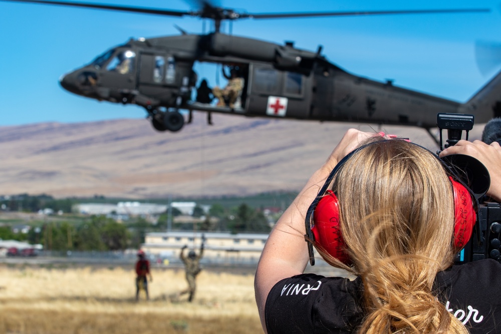 USAAAD Trains With Local Civilian Search and Rescue