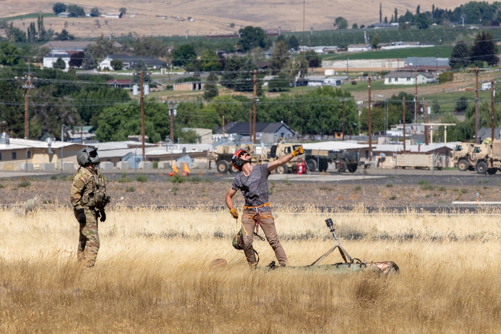 USAAAD Trains With Local Civilian Search and Rescue
