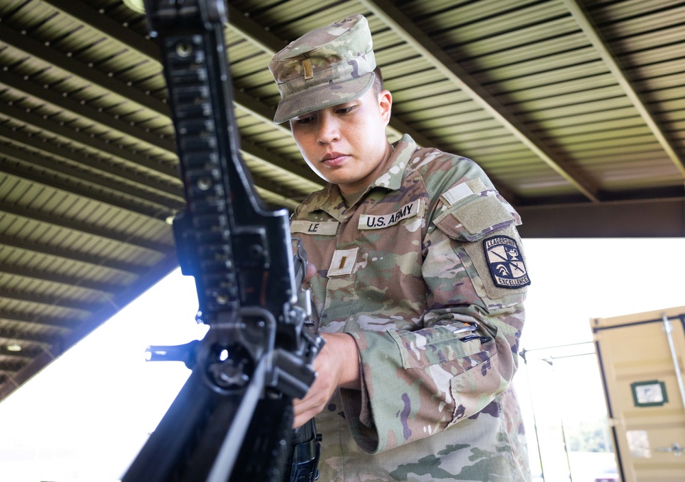 1st TSC Soldiers teach and mentor newest Army leaders