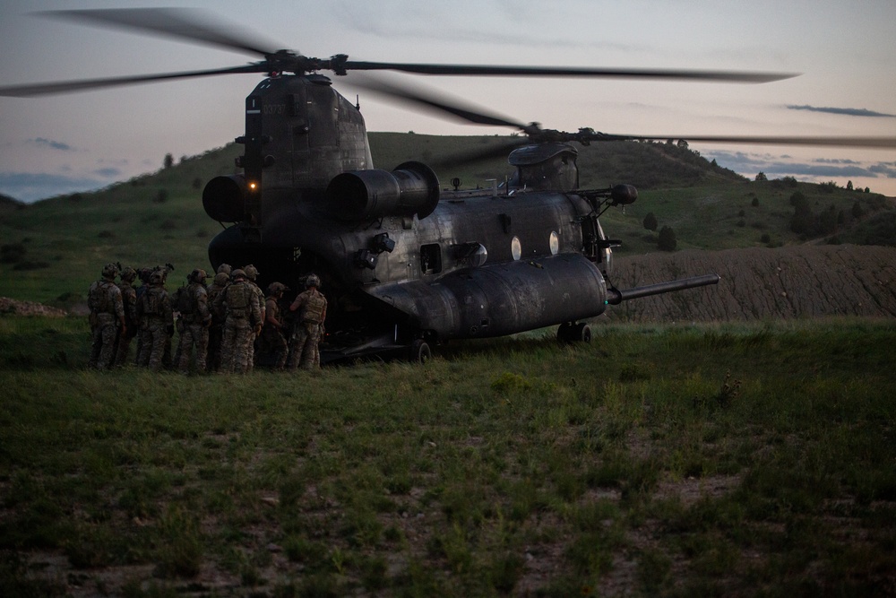 10th Special Forces Group Soars the Skies